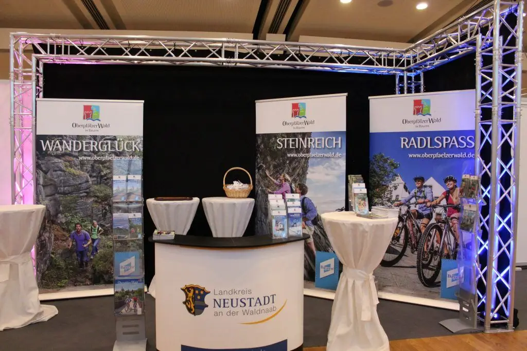Messestand für den Landkreis Neustadt